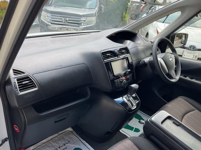 セレナ ハイウェイスターS-HVアドバンスドセーフティパック メモリーナビ・DVD可・フルセグ・bluetooth・バックカメラ・ETC・両側電動スライドドア・クルーズコントロール・LEDオートライト・後席モニター・レーンキープアシスト・フロントエアロ(25枚目)