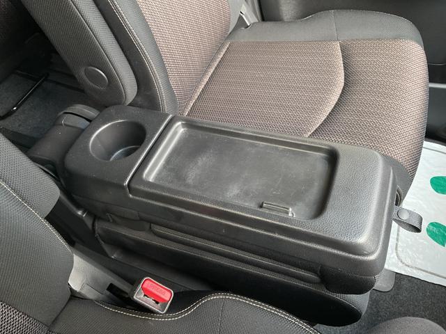 セレナ ハイウェイスターS-HVアドバンスドセーフティパック メモリーナビ・DVD可・フルセグ・bluetooth・バックカメラ・ETC・両側電動スライドドア・クルーズコントロール・LEDオートライト・後席モニター・レーンキープアシスト・フロントエアロ(38枚目)