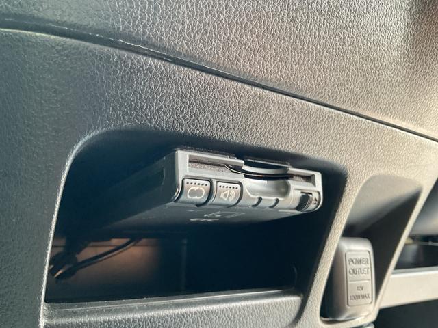 N-BOXカスタム G・Lパッケージ 純正メモリーナビ・DVD可・フルセグTV・bluetooth・バックカメラ・ETC・片側電動スライドドア・HIDオートライト・プッシュスタート・ドアバイザー(35枚目)