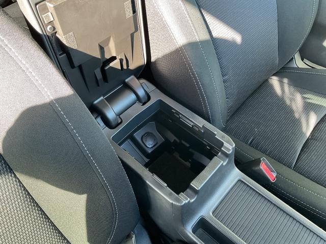 レヴォーグ １．６ＧＴアイサイト　プラウドエディション　パナソニックナビ・フルセグＴＶ・Ｂｌｕｅｔｏｏｔｈ・ＬＥＤオートライト・ハーフレザーシート・パワーシート・衝突軽減ブレーキ・車線逸脱警報・誤発進抑制・レーダクルーズコントロール・パドルシフト（40枚目）