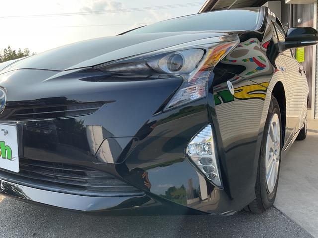プリウス Sセーフティプラス 純正SDナビ・フルセグTV・bluetooth・バックカメラ・ETC・LEDオートライト・LEDフォグ・ステアリングスイッチ・クルーズコントロール・オートハイビーム・車線逸脱警告・衝突軽減サポート(15枚目)