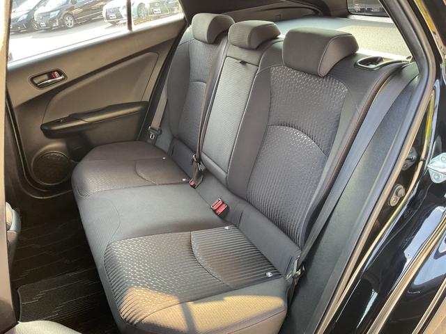 プリウス Sセーフティプラス 純正SDナビ・フルセグTV・bluetooth・バックカメラ・ETC・LEDオートライト・LEDフォグ・ステアリングスイッチ・クルーズコントロール・オートハイビーム・車線逸脱警告・衝突軽減サポート(24枚目)