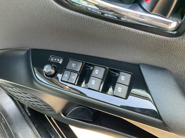 プリウス Sセーフティプラス 純正SDナビ・フルセグTV・bluetooth・バックカメラ・ETC・LEDオートライト・LEDフォグ・ステアリングスイッチ・クルーズコントロール・オートハイビーム・車線逸脱警告・衝突軽減サポート(42枚目)