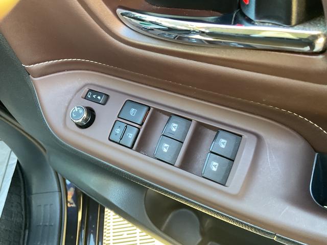 エスクァイア ハイブリッドGi 純正ナビ・フルセグTV・DVD再生・Bluetooth・TRDフルエアロ・ETC・両側パワースライドドア・バックカメラ・LEDオートライト・左右フロントシートヒーター・置くだけ充電・ルーフスピーカー(39枚目)