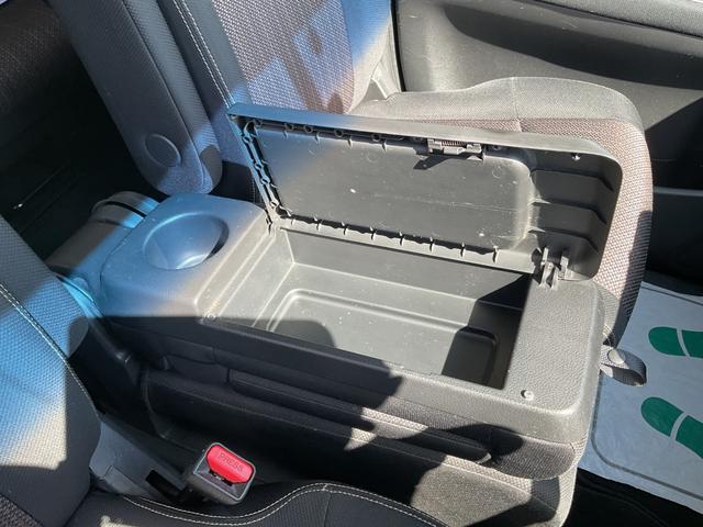 セレナ ハイウェイスターS-HVアドバンスドセーフティパック 純正8インチナビ・フルセグTV・DVD再生・Bluetooth・アラウンドビューモニター・両側パワースライドドア・純正フリップダウンリアモニター・ETC・LEDオートヘッドライト・リアエアコン(41枚目)