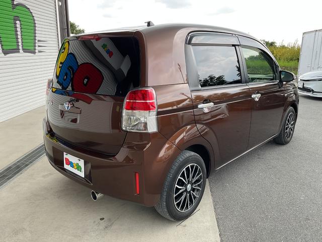 スペイド Ｇ　純正ＳＤナビ・フルセグＴＶ・ｂｌｕｅｔｏｏｔｈ・バックカメラ・ＥＴＣ・片側電動スライドドア・ＨＩＤオートライト・ステアリングスイッチ・シートヒーター・社外ドライブレコーダ・ドアバイザー（5枚目）