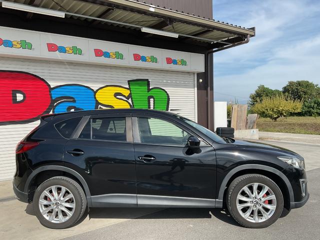 ＣＸ－５ ＸＤ　Ｌパッケージ　純正ナビ・フルセグＴＶ・Ｂｌｕｅｔｏｏｔｈ・本革シート・運転席パワーシート・左右フロントシートヒーター・衝突軽減ブレーキ・車線逸脱警報・クルーズコントロール・ＨＩＤオートライト・純正１９インチアルミ（3枚目）