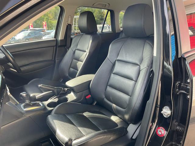 ＣＸ－５ ＸＤ　Ｌパッケージ　純正ナビ・フルセグＴＶ・Ｂｌｕｅｔｏｏｔｈ・本革シート・運転席パワーシート・左右フロントシートヒーター・衝突軽減ブレーキ・車線逸脱警報・クルーズコントロール・ＨＩＤオートライト・純正１９インチアルミ（26枚目）