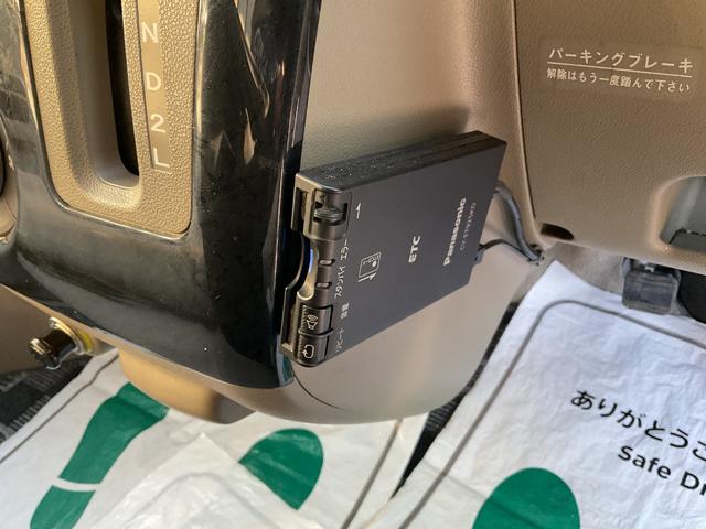 アトレーワゴン カスタムターボＲＳリミテッド　パナソニックＳＤナビ・フルセグＴＶ・Ｂｌｕｅｔｏｏｔｈ・ＤＶＤ・バックカメラ・ＥＴＣ・純正アルミ・ＨＩＤヘッドライト・車内システムラック・ドアバイザー・Ｒ５面フィルム（33枚目）