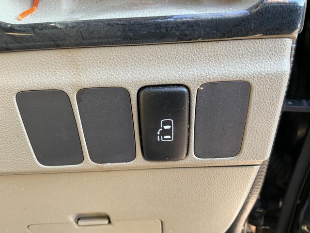 アトレーワゴン カスタムターボＲＳリミテッド　パナソニックＳＤナビ・フルセグＴＶ・Ｂｌｕｅｔｏｏｔｈ・ＤＶＤ・バックカメラ・ＥＴＣ・純正アルミ・ＨＩＤヘッドライト・車内システムラック・ドアバイザー・Ｒ５面フィルム（37枚目）