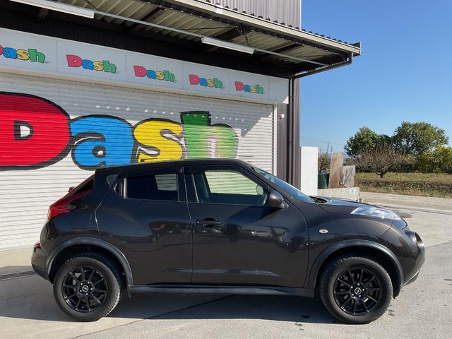 ジューク １５ＲＳ　タイプＶ　純正ナビ・ワンセグＴＶ・ハンズフリー・ＥＴＣ・社外１６インチアルミホイール・オートリトラミラー・スマートキー・プッシュスタート・プライバシーガラス（2枚目）