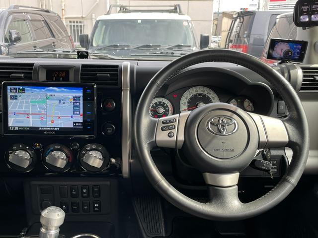 カラーパッケージ　ＳＣＳ　ＲＡＹ１０／ＴＯＹＯオープンカントリーＭＴ／デメロバンパー／ＫＣハイライト／ＳＡＦＡＲＩシュノーケル／ＩＣＯＮ３インチアップ／ＴＲＤゴールドエアインテーク／８型フローティング／ＵＳリアバンパー(23枚目)