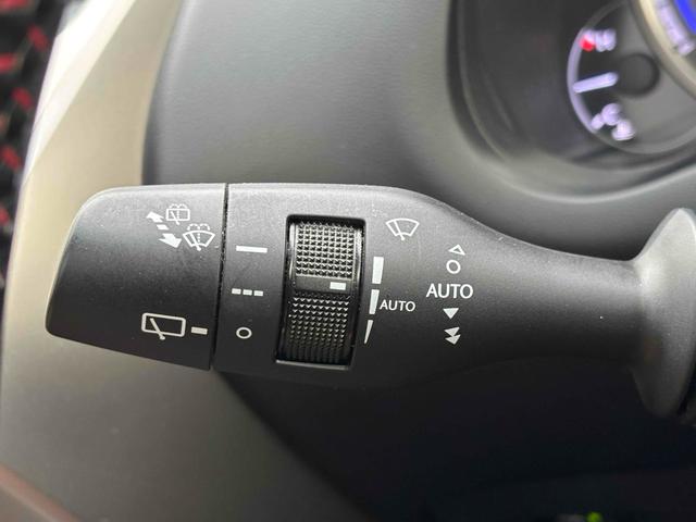 ＮＸ ＮＸ３００ｈ　Ｆスポーツ　ワンオーナー　ガラスルーフ　赤革　３眼ＬＥＤ　１０型純正ナビ　衝突軽減　レーダークルーズ　電動リアゲート　シートベンチレーション　禁煙車　ｂｌｕｅｔｏｏｔｈ　レーンキープ　ステアリングヒーター　ＥＴＣ（47枚目）