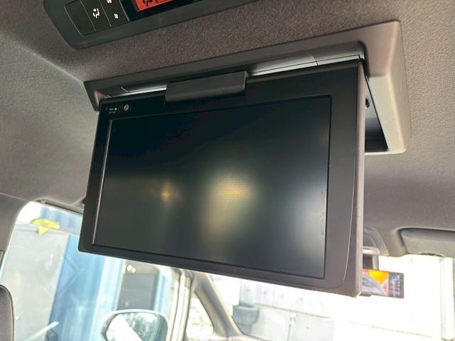 ヴォクシー ZS 煌III 1オーナー・ユーザー買取・純正9型SDナビTV・バックカメラ・フリップダウン・デジタルインナーミラー・両側電動・スマートキー・ETC・トヨタセーフティセンス・ハーフレザー・ドライブレコーダー・7人(7枚目)