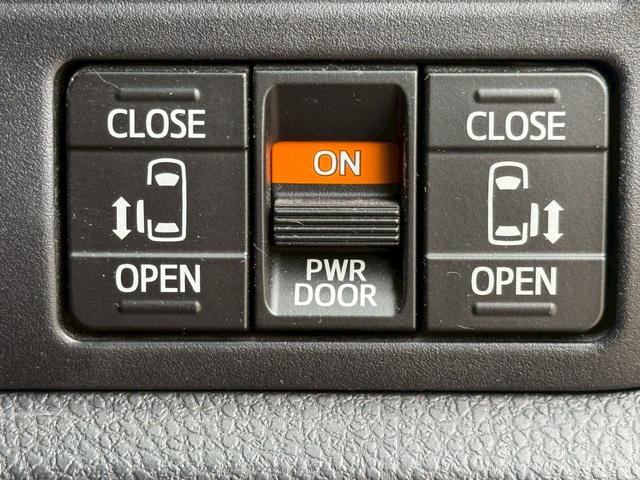 ヴォクシー ZS 煌III 1オーナー・ユーザー買取・純正9型SDナビTV・バックカメラ・フリップダウン・デジタルインナーミラー・両側電動・スマートキー・ETC・トヨタセーフティセンス・ハーフレザー・ドライブレコーダー・7人(11枚目)