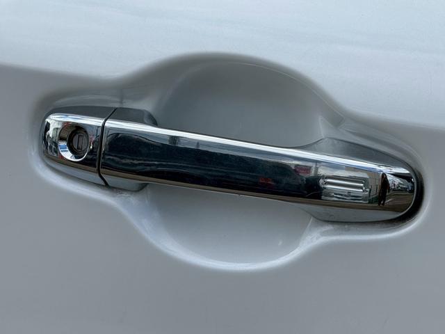 ヴォクシー ZS 煌III 1オーナー・ユーザー買取・純正9型SDナビTV・バックカメラ・フリップダウン・デジタルインナーミラー・両側電動・スマートキー・ETC・トヨタセーフティセンス・ハーフレザー・ドライブレコーダー・7人(39枚目)