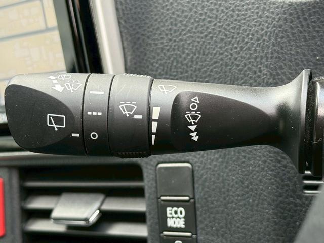 ヴォクシー ZS 煌III 1オーナー・ユーザー買取・純正9型SDナビTV・バックカメラ・フリップダウン・デジタルインナーミラー・両側電動・スマートキー・ETC・トヨタセーフティセンス・ハーフレザー・ドライブレコーダー・7人(68枚目)