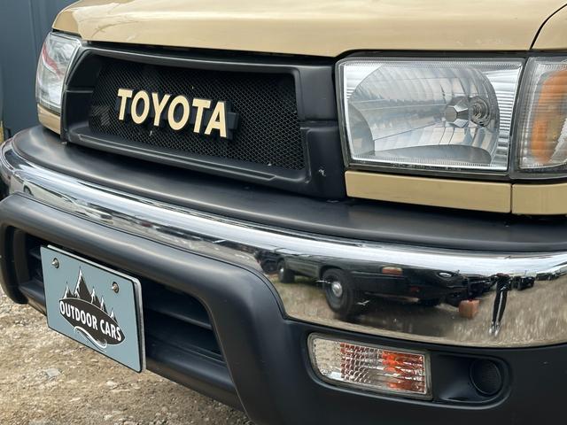 TOYOTA HILUX SURF SSR-V