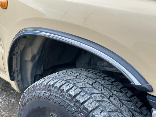 TOYOTA HILUX SURF SSR-V