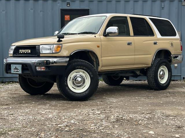 TOYOTA HILUX SURF SSR-V
