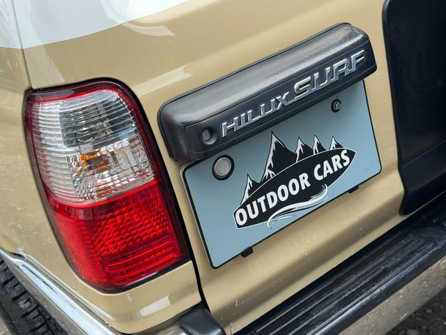 TOYOTA HILUX SURF SSR-V