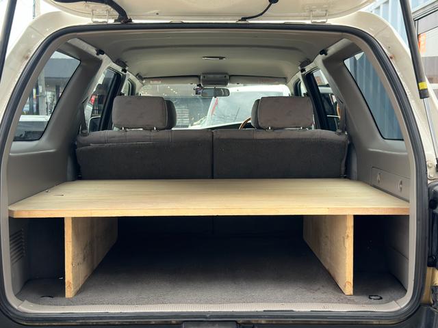 TOYOTA HILUX SURF SSR-V