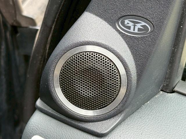 デリカD:5 G プレミアム 純正HDDナビ・3方向カメラ・フルセグTV・フリツプダウン・両側電動スライドドア・パワーバックドア・スマートキー・クルーズコントロール・ETC・オプショングリル・ルーフリアスポイラー・4WD(15枚目)