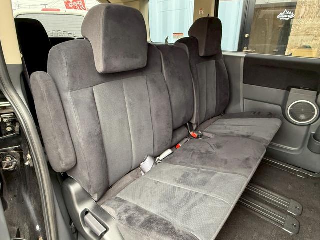 デリカD:5 G プレミアム 純正HDDナビ・3方向カメラ・フルセグTV・フリツプダウン・両側電動スライドドア・パワーバックドア・スマートキー・クルーズコントロール・ETC・オプショングリル・ルーフリアスポイラー・4WD(17枚目)