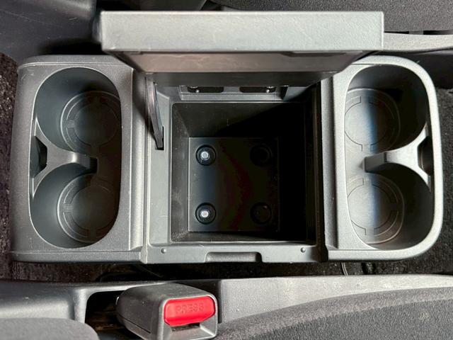 デリカD:5 G プレミアム 純正HDDナビ・3方向カメラ・フルセグTV・フリツプダウン・両側電動スライドドア・パワーバックドア・スマートキー・クルーズコントロール・ETC・オプショングリル・ルーフリアスポイラー・4WD(36枚目)