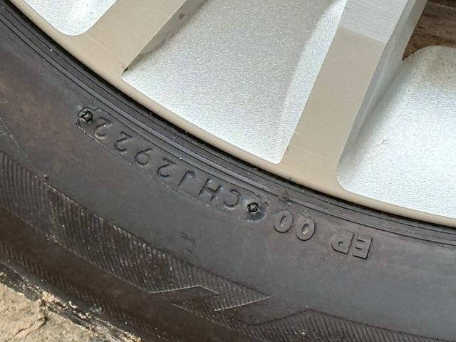 デリカD:5 G プレミアム 純正HDDナビ・3方向カメラ・フルセグTV・フリツプダウン・両側電動スライドドア・パワーバックドア・スマートキー・クルーズコントロール・ETC・オプショングリル・ルーフリアスポイラー・4WD(62枚目)
