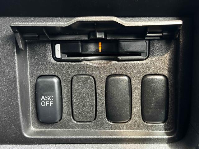 デリカD:5 シャモニー 新品ルーフキャリア・社外AW・純正HDDナビ・カメラ・両側電動スライドドア・ブルバー・シートヒーター・パワーシート・クルコン・ヨコハマジオランダーAT・サイドデカール・4WD・キャプテンシート(16枚目)