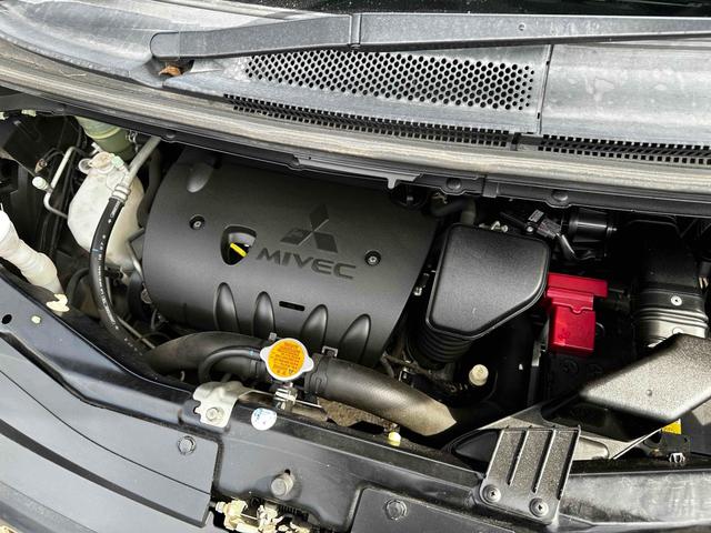 デリカD:5 シャモニー 新品ルーフキャリア・社外AW・純正HDDナビ・カメラ・両側電動スライドドア・ブルバー・シートヒーター・パワーシート・クルコン・ヨコハマジオランダーAT・サイドデカール・4WD・キャプテンシート(24枚目)