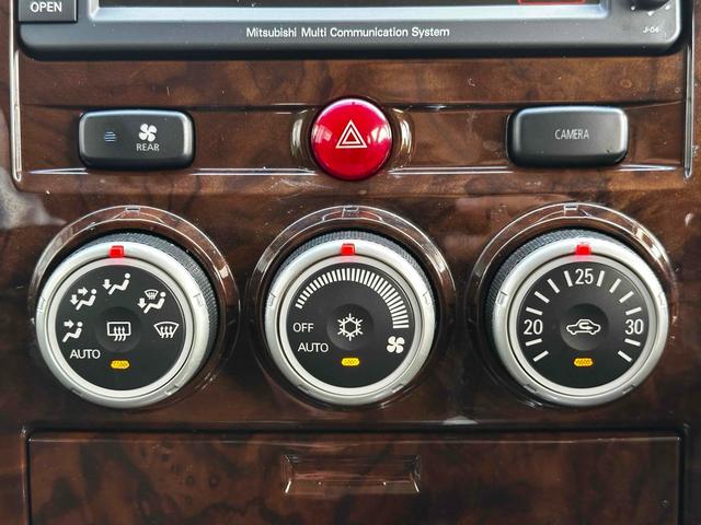 デリカD:5 シャモニー 新品ルーフキャリア・社外AW・純正HDDナビ・カメラ・両側電動スライドドア・ブルバー・シートヒーター・パワーシート・クルコン・ヨコハマジオランダーAT・サイドデカール・4WD・キャプテンシート(27枚目)