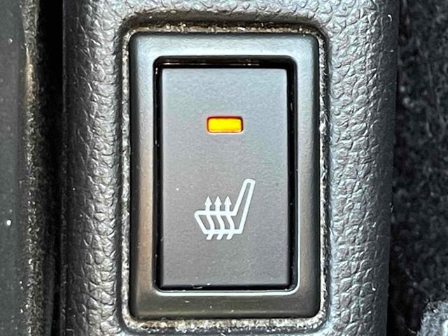 スイフトスポーツ ベースグレード　６速ＭＴ　地デジＳＤナビ　ｂｌｕｅｔｏｏｔｈ　ＤＶＤ再生　フルセグＴＶ　禁煙車　クルーズコントロール　ＬＥＤヘッドライト　シートヒーター　ＥＴＣ　純正アルミホイール　スマートキー　プッシュスタート（7枚目）