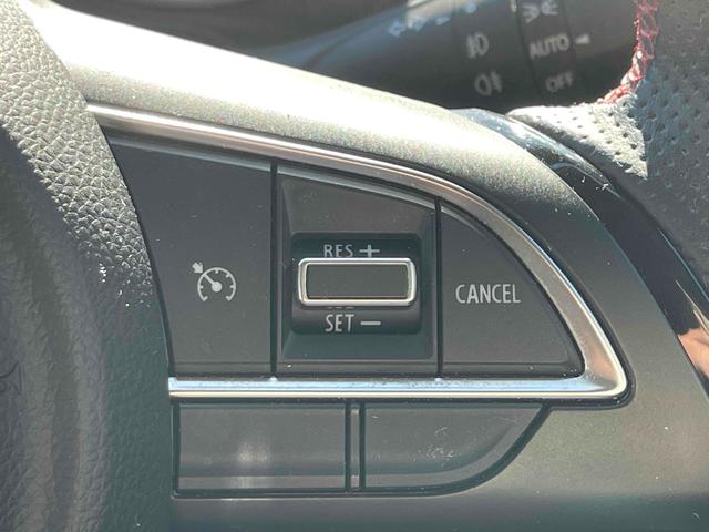 スイフトスポーツ ベースグレード　６速ＭＴ　地デジＳＤナビ　ｂｌｕｅｔｏｏｔｈ　ＤＶＤ再生　フルセグＴＶ　禁煙車　クルーズコントロール　ＬＥＤヘッドライト　シートヒーター　ＥＴＣ　純正アルミホイール　スマートキー　プッシュスタート（13枚目）