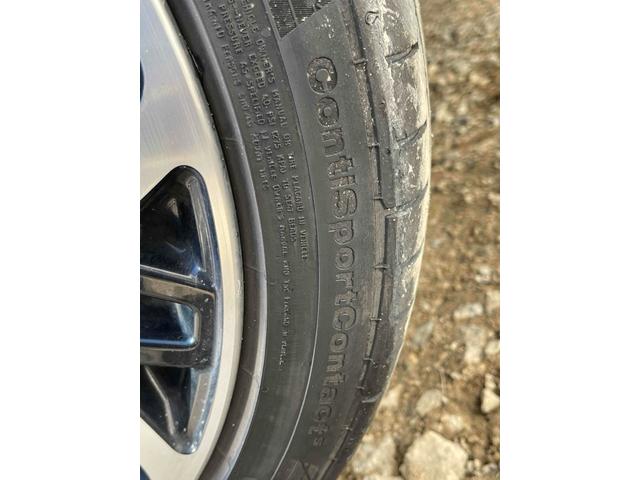 スイフトスポーツ ベースグレード　６速ＭＴ　地デジＳＤナビ　ｂｌｕｅｔｏｏｔｈ　ＤＶＤ再生　フルセグＴＶ　禁煙車　クルーズコントロール　ＬＥＤヘッドライト　シートヒーター　ＥＴＣ　純正アルミホイール　スマートキー　プッシュスタート（40枚目）