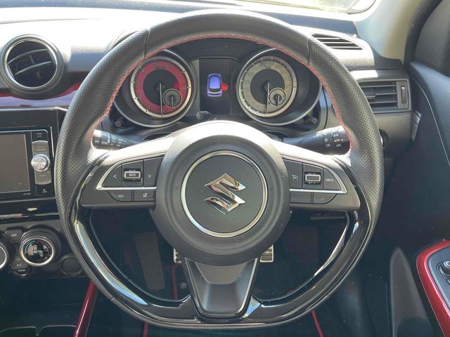 スイフトスポーツ ベースグレード　６速ＭＴ　地デジＳＤナビ　ｂｌｕｅｔｏｏｔｈ　ＤＶＤ再生　フルセグＴＶ　禁煙車　クルーズコントロール　ＬＥＤヘッドライト　シートヒーター　ＥＴＣ　純正アルミホイール　スマートキー　プッシュスタート（46枚目）