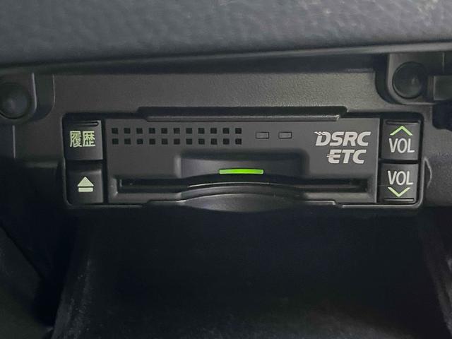 ＧＳ ＧＳ３００ｈ　Ｆスポーツ　社外１９ＡＷ　本革シート　純正ナビ　フルセグＴＶ　ベンチレーション　ＬＥＤヘッド　クルーズコントロール　ＥＴＣ　ＤＶＤ再生　スマートキー　ｂｌｕｅｔｏｏｔｈ　禁煙車　プッシュスタート　買取車両（9枚目）