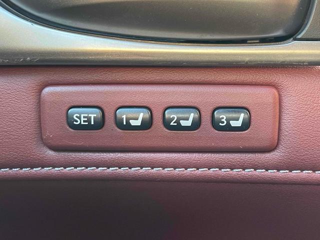 ＧＳ ＧＳ３００ｈ　Ｆスポーツ　社外１９ＡＷ　本革シート　純正ナビ　フルセグＴＶ　ベンチレーション　ＬＥＤヘッド　クルーズコントロール　ＥＴＣ　ＤＶＤ再生　スマートキー　ｂｌｕｅｔｏｏｔｈ　禁煙車　プッシュスタート　買取車両（15枚目）