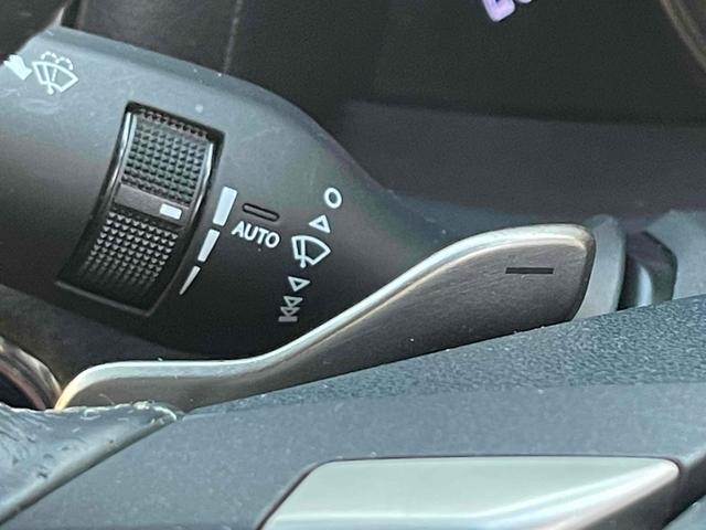 ＧＳ ＧＳ３００ｈ　Ｆスポーツ　社外１９ＡＷ　本革シート　純正ナビ　フルセグＴＶ　ベンチレーション　ＬＥＤヘッド　クルーズコントロール　ＥＴＣ　ＤＶＤ再生　スマートキー　ｂｌｕｅｔｏｏｔｈ　禁煙車　プッシュスタート　買取車両（60枚目）