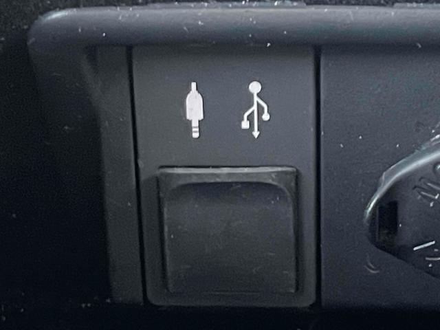 ＧＳ ＧＳ３００ｈ　Ｆスポーツ　社外１９ＡＷ　本革シート　純正ナビ　フルセグＴＶ　ベンチレーション　ＬＥＤヘッド　クルーズコントロール　ＥＴＣ　ＤＶＤ再生　スマートキー　ｂｌｕｅｔｏｏｔｈ　禁煙車　プッシュスタート　買取車両（65枚目）