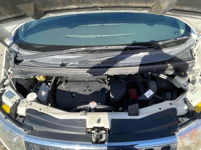 デリカD:5 G パワーパッケージ サイバーナビ 両側パワースライドドア HID クルーズコントロール bluetooth ETC Bカメラ スマートキー 社外AW パドルシフト BFグッドリッチATタイヤ フォグランプ DVD再生(29枚目)