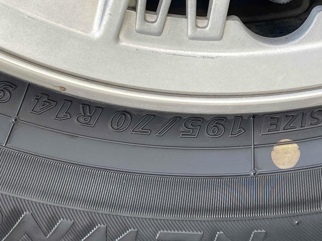 グロリアワゴン ＧＬ　５ＭＴ　ナルディウッドステアリング　買取車両　デジタルインナーミラー　木目調サイドデカール　純正ホイール　ユピテルセキュリティ　レザー調革張り　３列７人乗り　ＥＴＣ　電動格納ミラー　エアコン（28枚目）