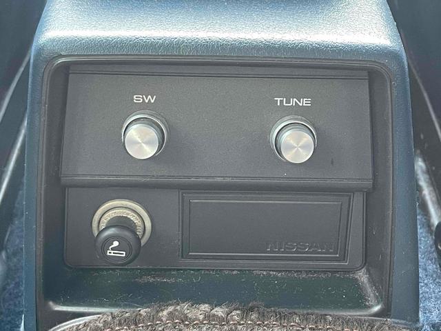 グロリアワゴン ＧＬ　５ＭＴ　ナルディウッドステアリング　買取車両　デジタルインナーミラー　木目調サイドデカール　純正ホイール　ユピテルセキュリティ　レザー調革張り　３列７人乗り　ＥＴＣ　電動格納ミラー　エアコン（40枚目）