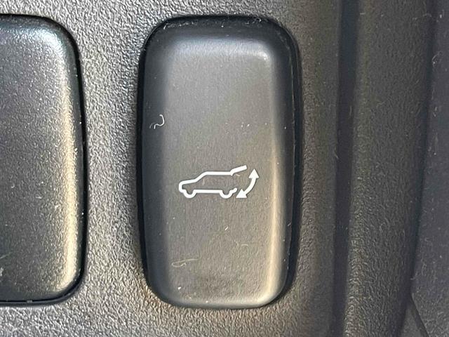 ボタン１つでリアゲートの開閉が可能な、パワーバックドア！