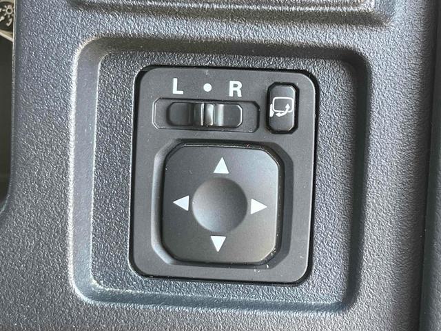 ご覧頂きまして誠に有難うございます！！是非ご来店して頂き、実際にご覧になって頂ければと思います。お客様からのご連絡をスタッフ一同、心よりお待ちしております