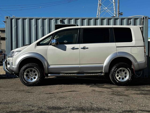 デリカD:5 G プレミアム ボディリフトアップ ガナドールマフラー シートカバー ナビ 後席モニター Bカメラ 両側パワスラ クルコン 社外AW 7人乗り ETC スマートキー HID サイドステップ 電動リアゲート シートH(22枚目)