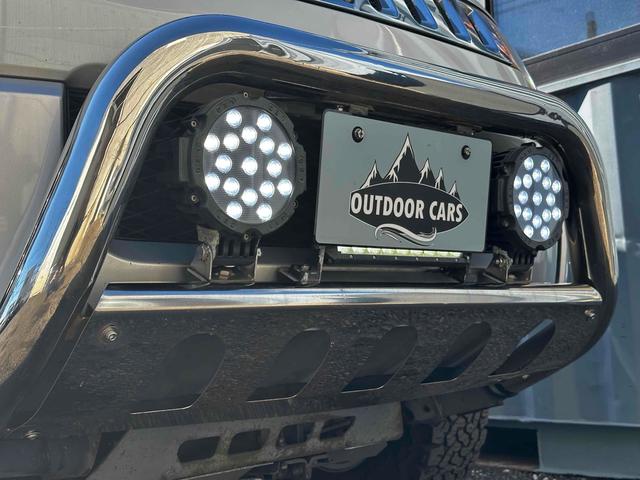 デリカD:5 G プレミアム ボディリフトアップ ガナドールマフラー シートカバー ナビ 後席モニター Bカメラ 両側パワスラ クルコン 社外AW 7人乗り ETC スマートキー HID サイドステップ 電動リアゲート シートH(44枚目)