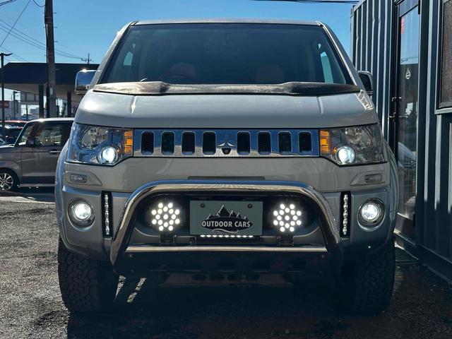 デリカD:5 G プレミアム ボディリフトアップ ガナドールマフラー シートカバー ナビ 後席モニター Bカメラ 両側パワスラ クルコン 社外AW 7人乗り ETC スマートキー HID サイドステップ 電動リアゲート シートH(45枚目)