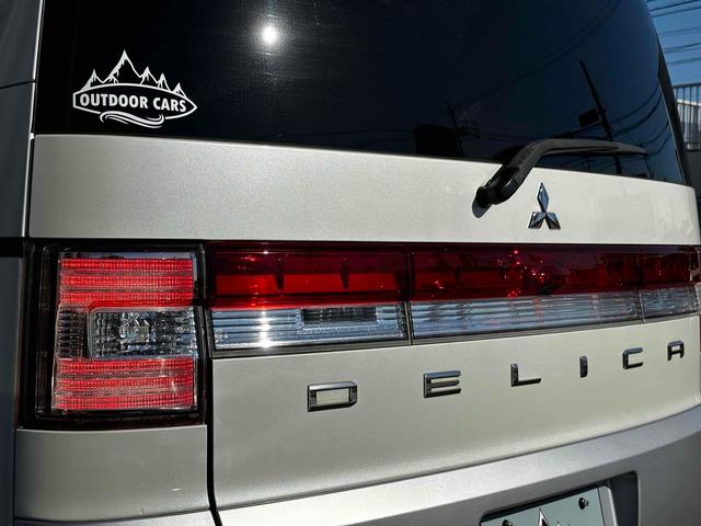 デリカD:5 G プレミアム ボディリフトアップ ガナドールマフラー シートカバー ナビ 後席モニター Bカメラ 両側パワスラ クルコン 社外AW 7人乗り ETC スマートキー HID サイドステップ 電動リアゲート シートH(49枚目)